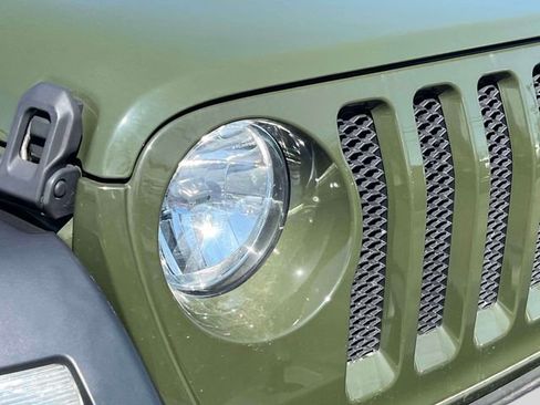 Used 2021 Jeep Wrangler Unlimited Sport AWD/4WD image 10