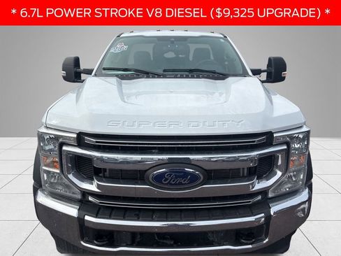 Used 2022 Ford F450 XL w/ Power Equipment Group image 2