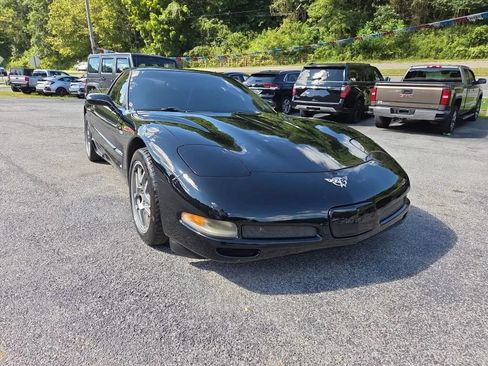 Used 2003 Chevrolet Corvette Z06 w/ Memory Package, 3 Drivers RWD image 3