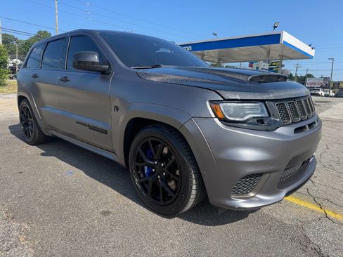 Used 2018 Jeep Grand Cherokee Trackhawk w/ Trailer Tow Group IV AWD/4WD image 8