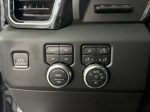 Used 2024 GMC Sierra 1500 Denali w/ Denali Reserve Package AWD/4WD image 41