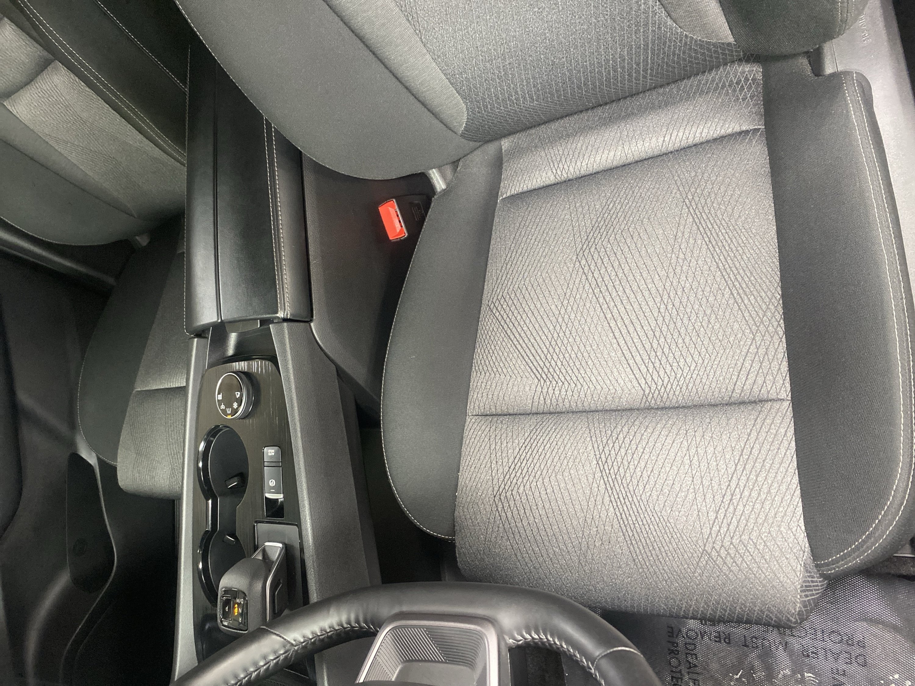 Used 2025 Nissan Rogue SV AWD/4WD image 13