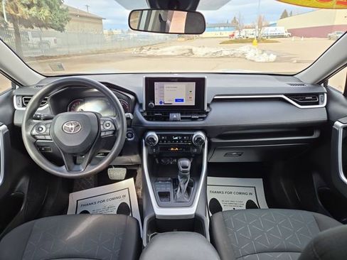 Used 2023 Toyota RAV4 XLE image 3