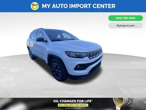 Used 2022 Jeep Compass Latitude AWD/4WD image 1
