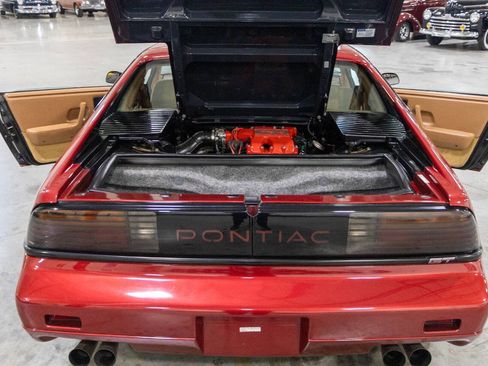 Used 1988 Pontiac Fiero GT image 34