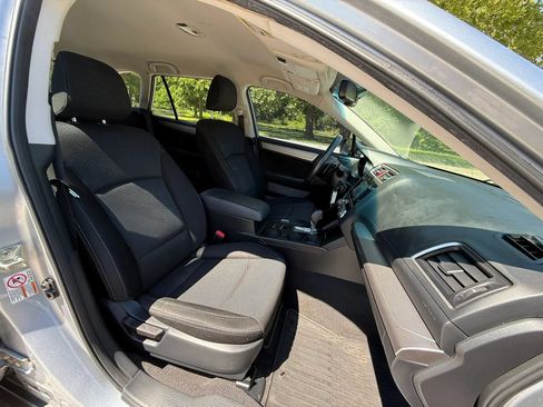 Used 2015 Subaru Outback 2.5i Premium AWD/4WD image 15