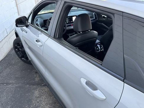 New 2025 Kia Sorento SX Prestige image 22