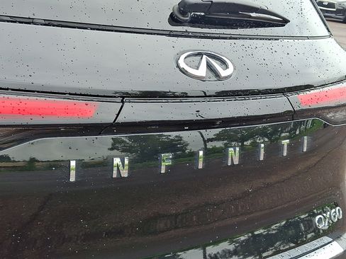 Used 2023 INFINITI QX60 Luxe w/ Performance Audio Package AWD/4WD image 31