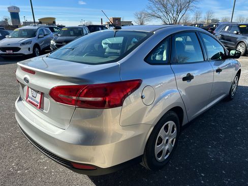 Used 2018 Ford Focus S image 7