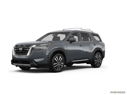 Used 2024 Nissan Pathfinder Platinum