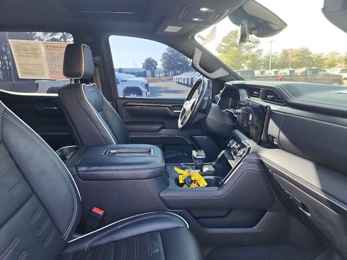 Certified 2022 GMC Sierra 1500 AT4X image 9