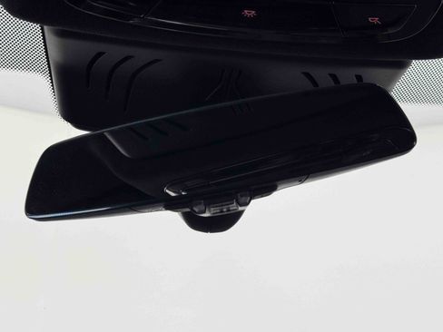 Used 2025 BMW M8 Competition w/ M Carbon Exterior Package image 36