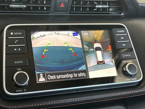 Used 2020 Nissan Kicks SR FWD image 19