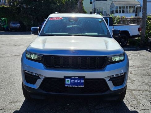 Used 2022 Jeep Grand Cherokee Limited image 8