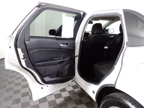 Used 2021 Ford Edge SE AWD/4WD image 30