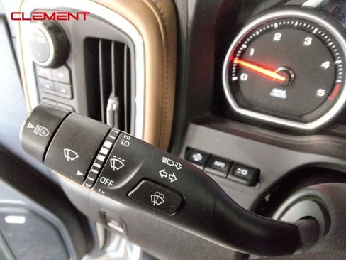 Used 2023 Chevrolet Silverado 2500 High Country w/ Technology Package image 12