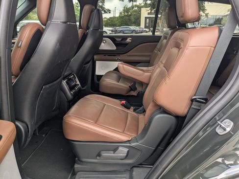 Used 2023 Lincoln Aviator Reserve w/ Equipment Group 201A RWD image 12