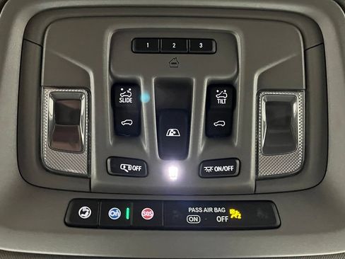 Used 2024 GMC Sierra 1500 Elevation w/ Elevation Premium Package AWD/4WD image 33