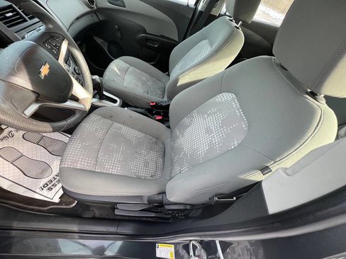 Used 2016 Chevrolet Sonic LS image 23