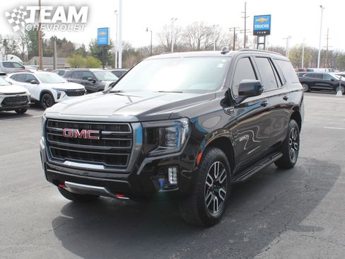 Used 2023 GMC Yukon AT4 w/ LPO, Floor Liner Package image 8