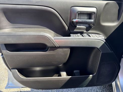 Used 2019 Chevrolet Silverado 1500 LT image 18