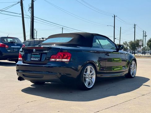 Used 2012 BMW 135i Convertible image 5