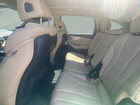 Used 2025 Acura MDX SH-AWD w/ Technology Package image 19
