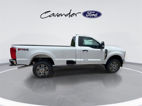 New 2025 Ford F350 XLT w/ FX4 Off-Road Package image 23