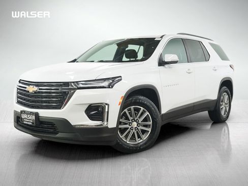 Used 2022 Chevrolet Traverse LT AWD/4WD image 1