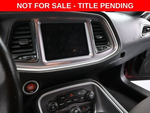 Used 2019 Dodge Challenger SRT Hellcat image 13