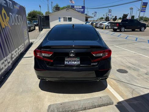 Used 2021 Honda Accord Sport Special Edition image 4