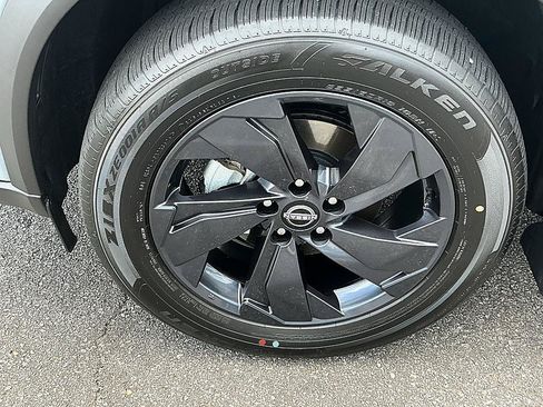 Certified 2026 Nissan Rogue SV w/ Cold Weather Package FWD image 7