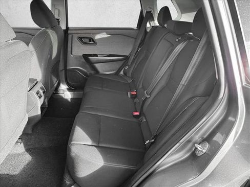 Used 2023 Nissan Rogue S image 17