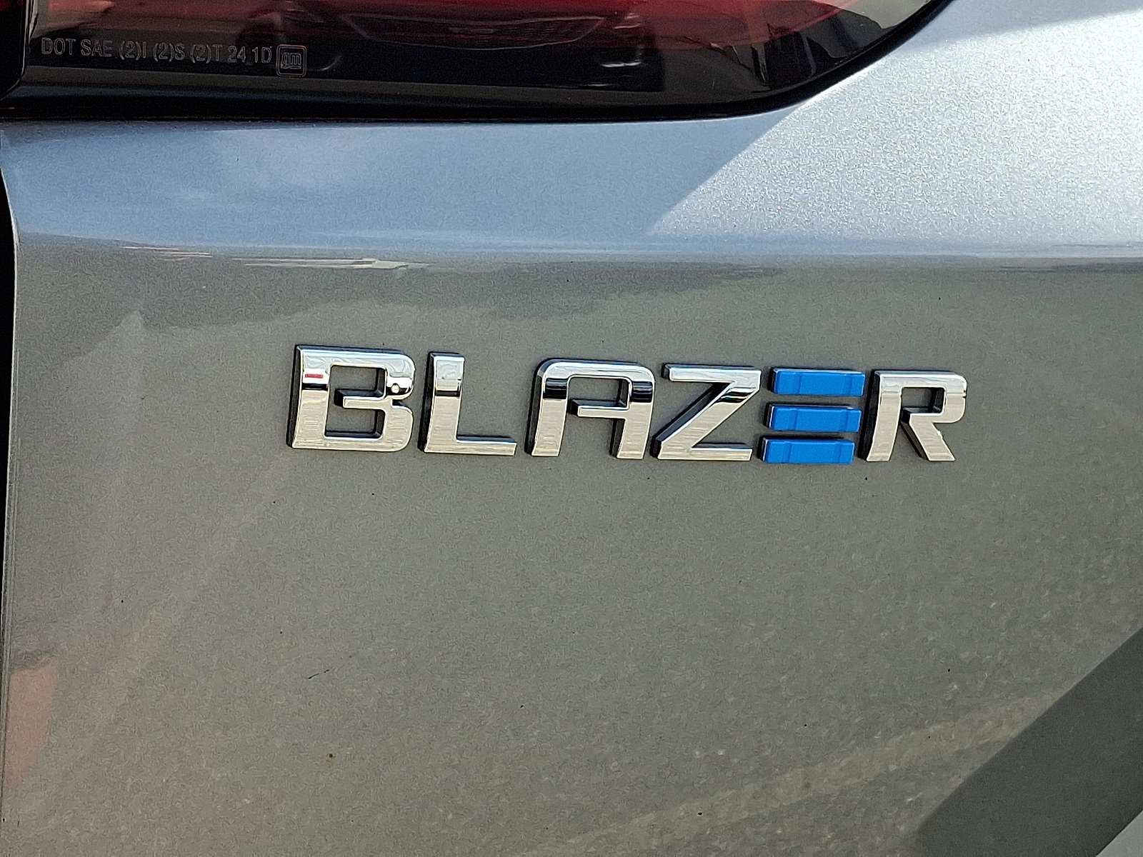 Used 2024 Chevrolet Blazer EV LT AWD/4WD image 10