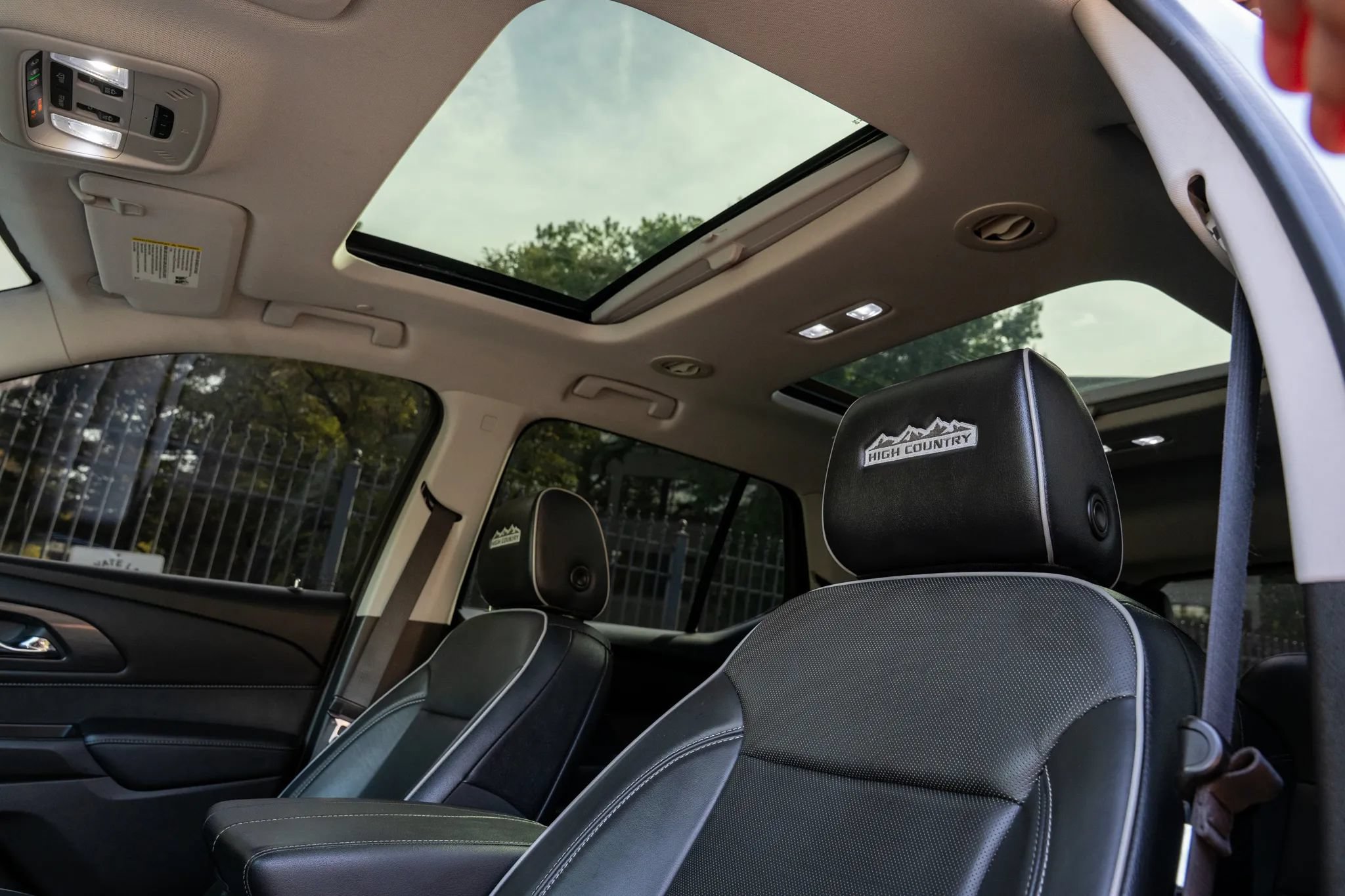 Used 2020 Chevrolet Traverse High Country AWD/4WD image 12
