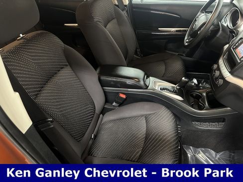 Used 2014 Dodge Journey SXT w/ Flexible Seating Group image 24