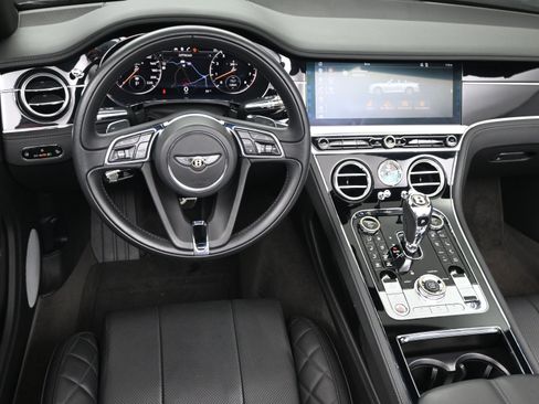 Used 2020 Bentley Continental GT image 7