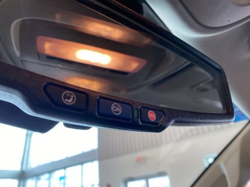 Used 2018 Chevrolet Colorado LT w/ LT Convenience Package image 26