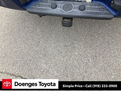 Used 2015 Toyota Tacoma 4x4 Double Cab image 13