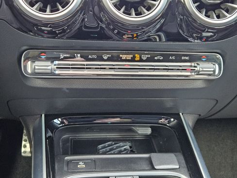 Certified 2024 Mercedes-Benz GLA 250 image 20