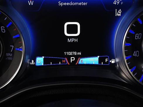 Used 2016 Chrysler 300 C Platinum w/ Safetytec Plus Group image 19