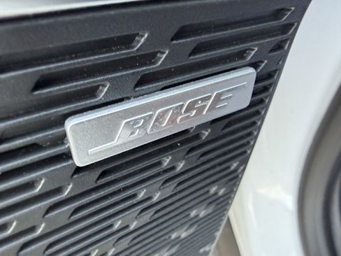 Used 2025 Buick Enclave Preferred image 17