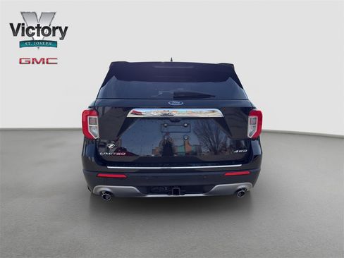 Used 2022 Ford Explorer Limited w/ Limited Technology Package image 14