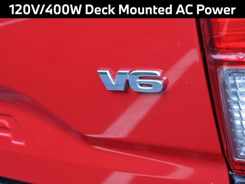 Used 2017 Toyota Tacoma TRD Sport w/ Tow Package AWD/4WD image 9