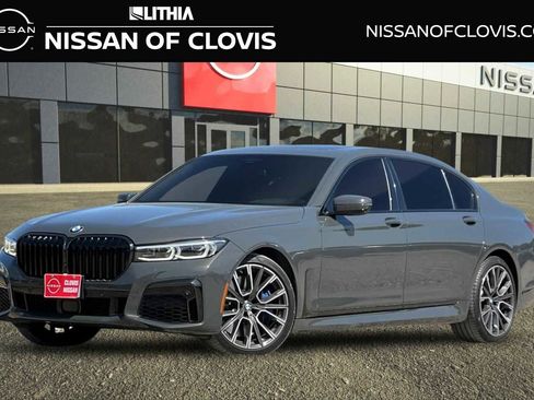 Used 2022 BMW 750i xDrive w/ Autobahn Package AWD/4WD image 1
