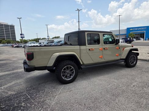 Used 2020 Jeep Gladiator Overland AWD/4WD image 15