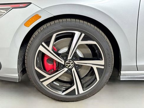 New 2026 Volkswagen GTI SE FWD image 19
