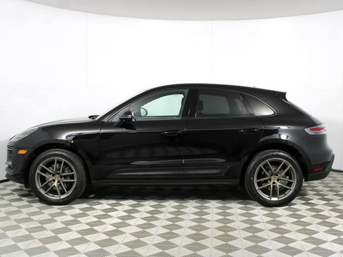 Used 2022 Porsche Macan AWD/4WD image 38