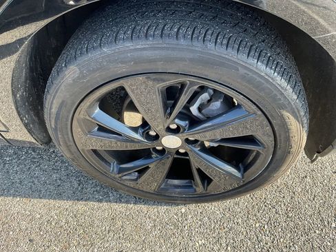 Used 2021 Buick Envision Preferred image 11