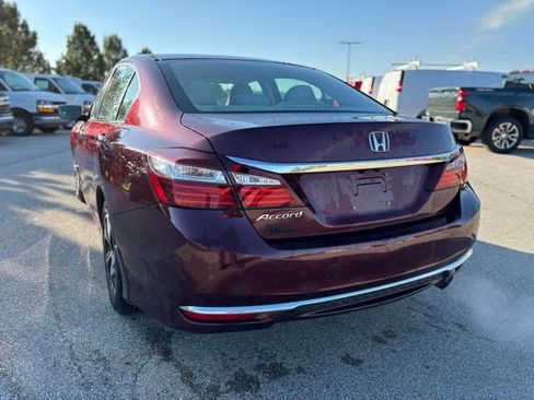 Used 2016 Honda Accord LX image 3